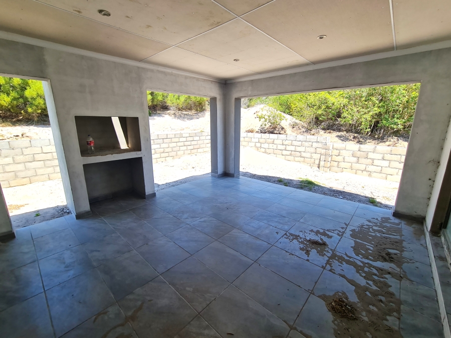 3 Bedroom Property for Sale in Paradise Beach Eastern Cape